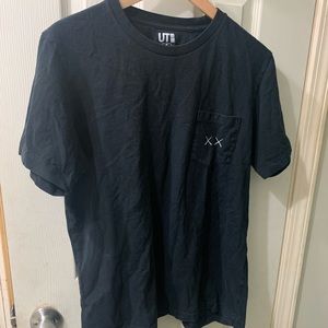 Uniqlo x KAWS x Sesame Street Mens Shirt